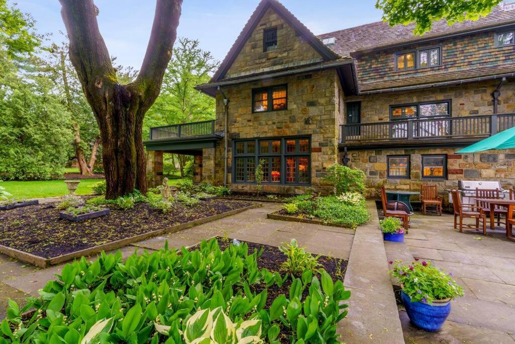 フォールリバー The Mansion At The Highlandsヴィラ エクステリア 写真